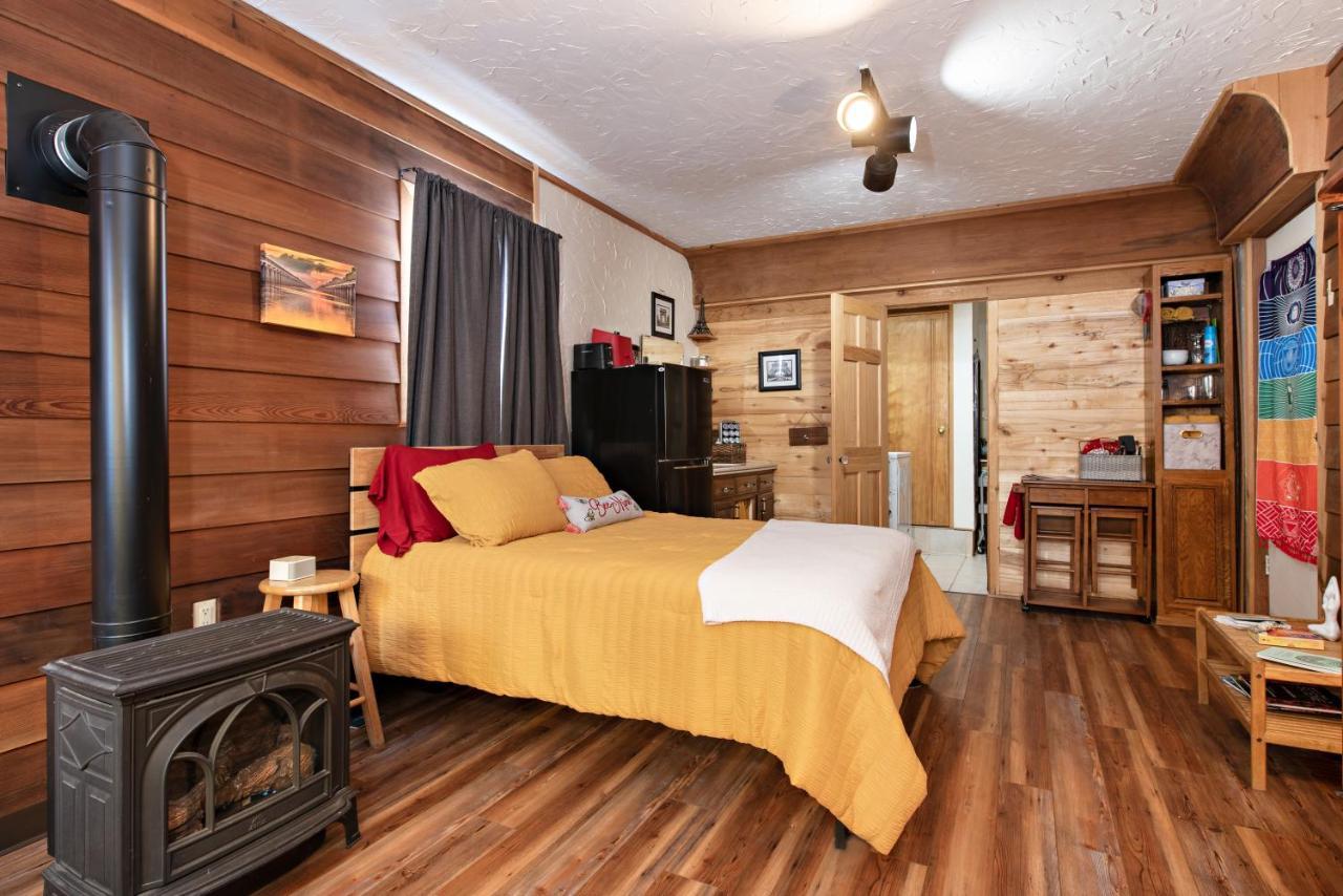 Wanderer Studio, An Off Grid Mountain Guest Studio With Fantastic Views Glenwood Springs Εξωτερικό φωτογραφία