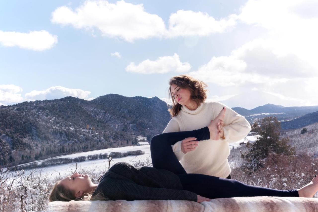 Wanderer Studio, An Off Grid Mountain Guest Studio With Fantastic Views Glenwood Springs Εξωτερικό φωτογραφία